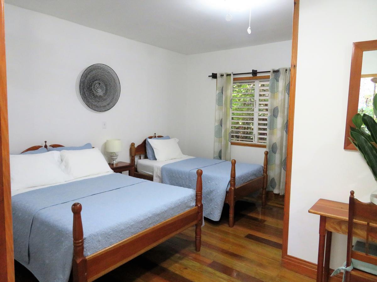 Hickatee Cottages, Belize, Central America ปุนตากอร์ดา ภายนอก รูปภาพ